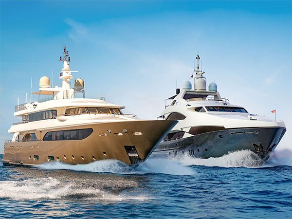 Xclusive Yachts Dinner Cruise